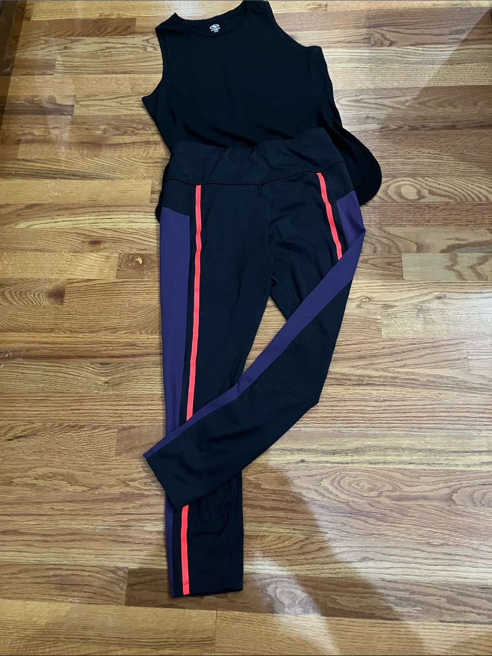Avia Black Leggings with Athletic Works Black Tank Sz M GUC